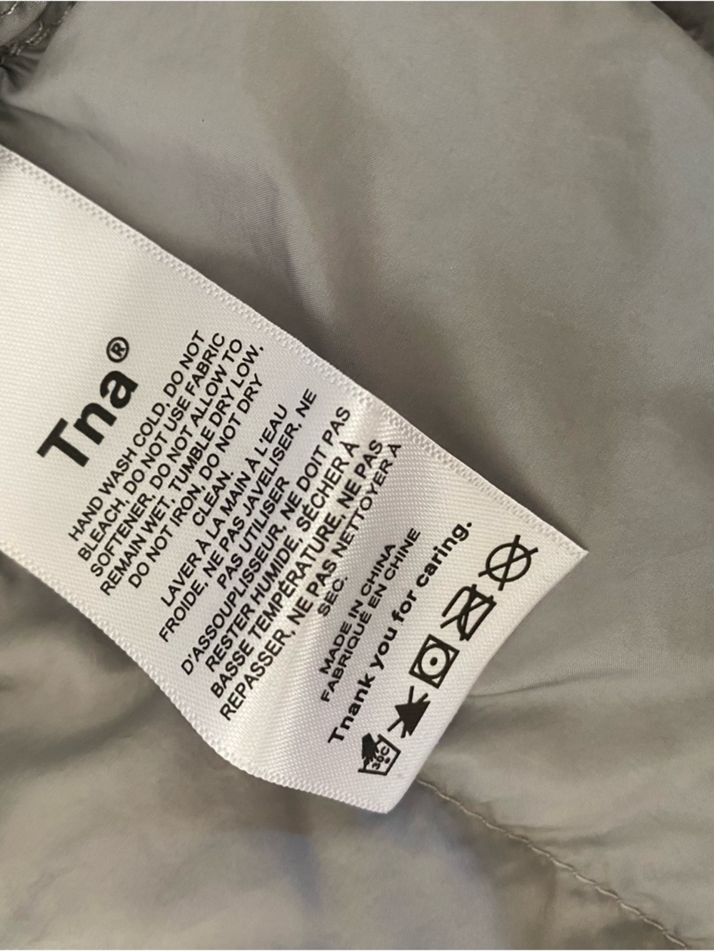 Aritzia Tna little puff puffer jacket - Picture 14 of 15